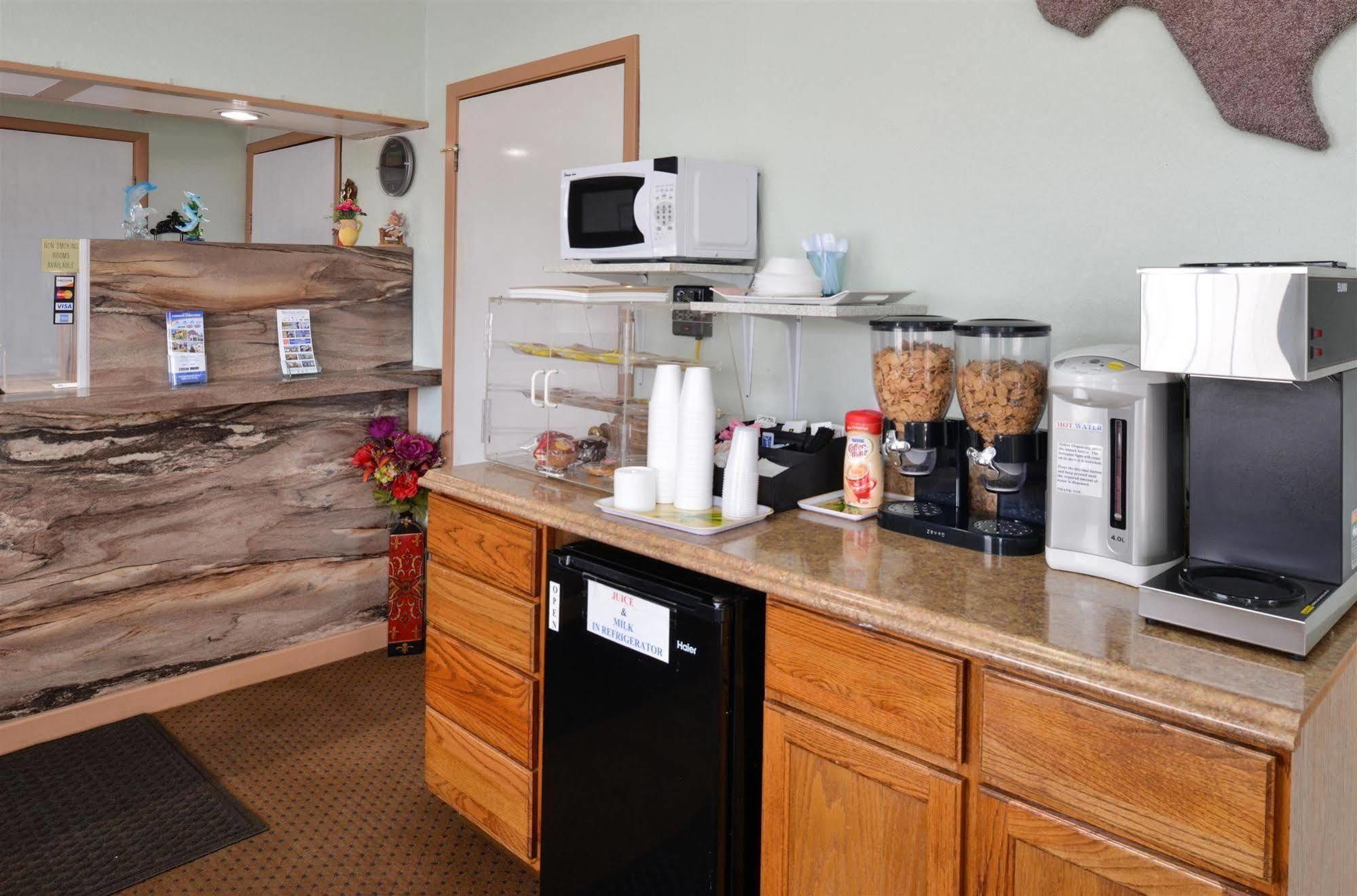Americas Best Value Inn Ozona Exterior foto